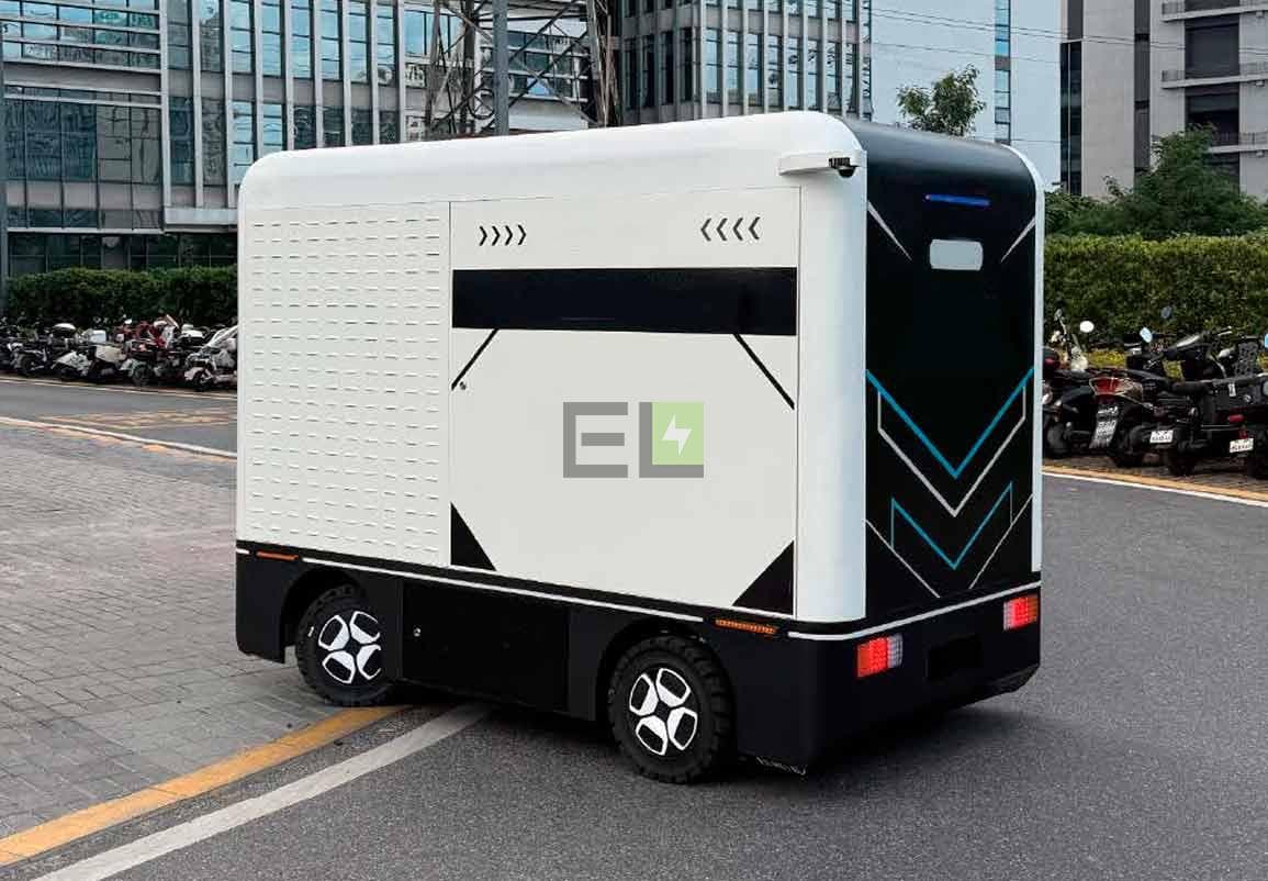 Зарядная станция M1 — DC до 120 кВт — мобильная с накопителем энергии 260 кВт